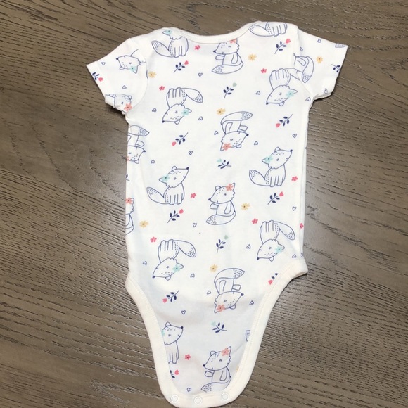 Baby girl onesie - Picture 6 of 6